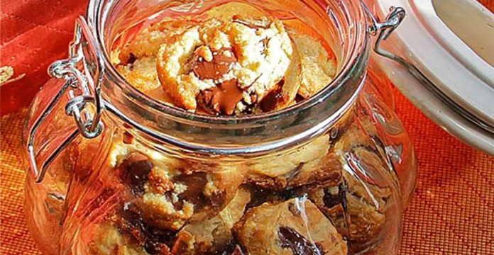 Gluten-Free, Vegan Chocolate Chip Cookie Recipe 