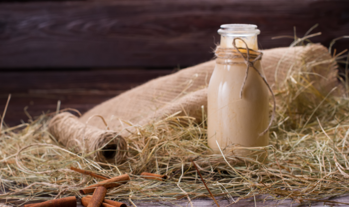 Cinnamon Roll Smoothie 