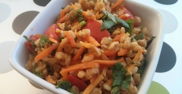 Vegan Farro 'Risotto' Recipe with Kale and Tomatoes 