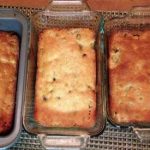 Banana Bread Recipe with Chocolate and Golden Berries Banana Bread Recipe with Chocolate and Golden Berries