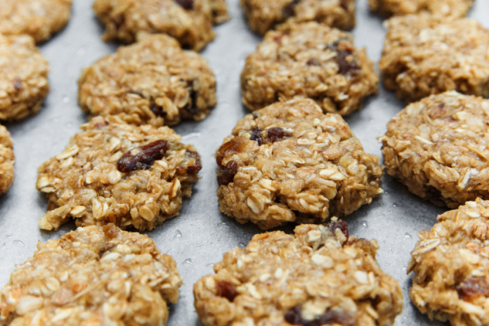 The Granola Cookie + Tips for Healthy Traveling 