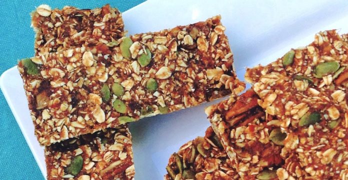 No-Bake Pumpkin Spice Granola Bars Recipe 