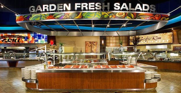 Salad Bar Smarts: What to Pick and What to Skip 