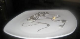 DIY Natural Jewelry Cleaner Recipe 4