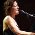 Sarah McLachlan: Animal Rights Activist Sarah McLachlan: Animal Rights Activist