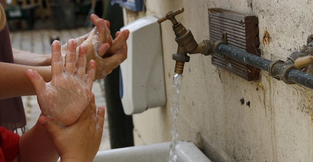 How to Reduce the Spread of Germs 