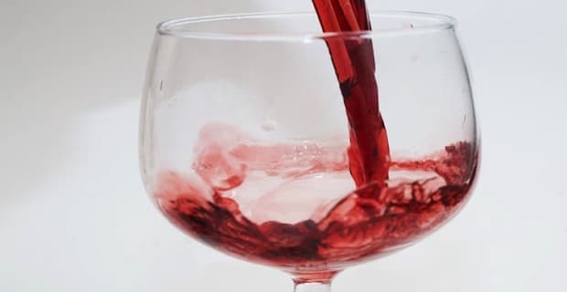 Drink in the Benefits of Organic Wine 